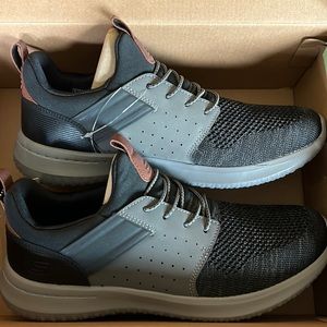 Sketchers men’s Delson 3.0 Shoes. black, gray, brown sneakers. Men’s size 9